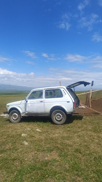 Продам Нива21213