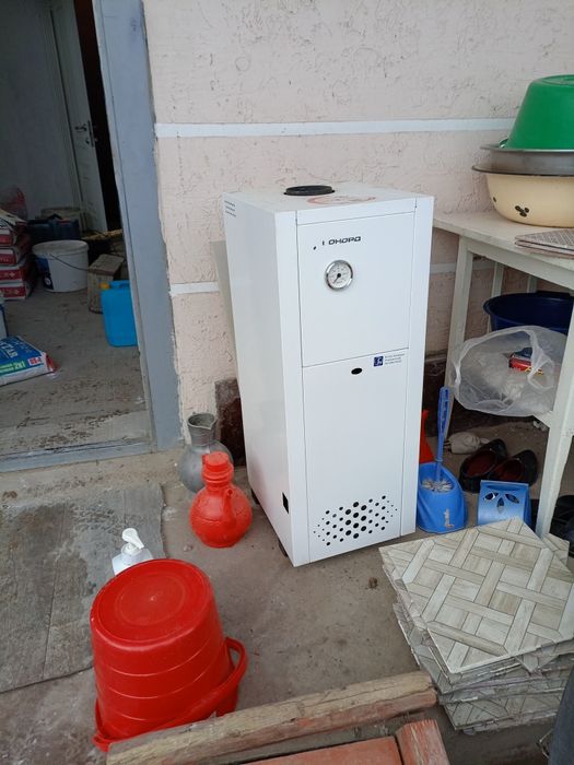 Напольный печь пеш