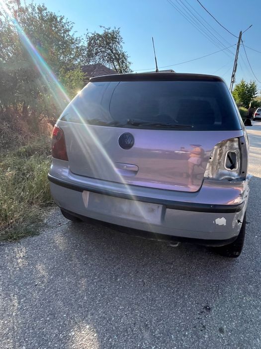 Vand polo an 2002 1.2 benzina (astept oferte)