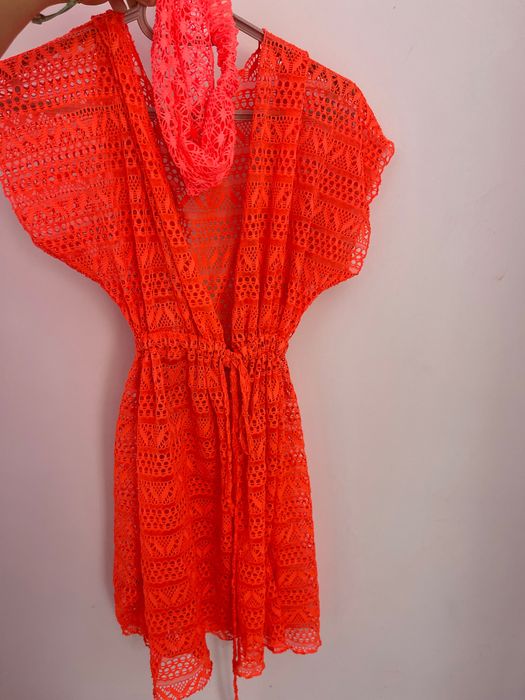 Дамски бански и плажни облекла