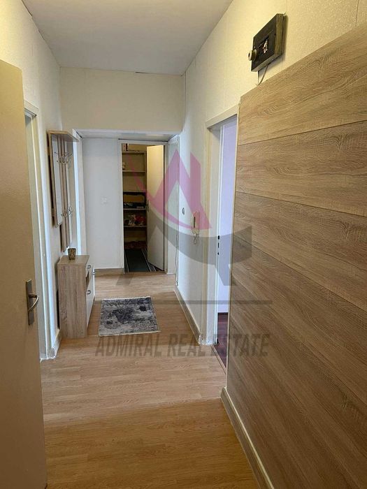 Дава се под наем Четиристаен апартамент в Варна, Базар Левски - 105 кв.м за 409 € - Снимка #5