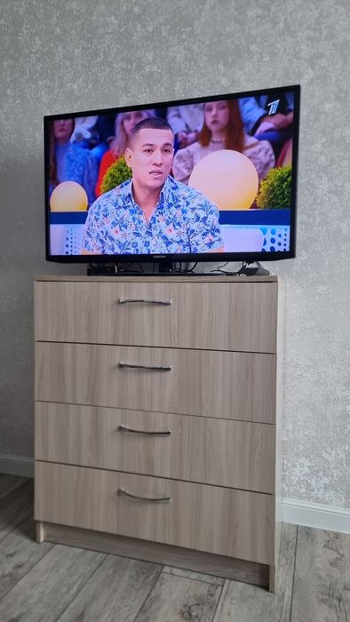 Продается комод по телевизор