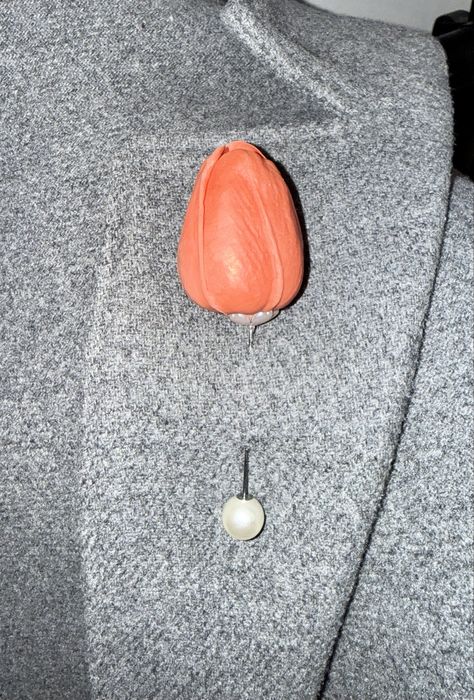 Brosa lalea accesoriu floare