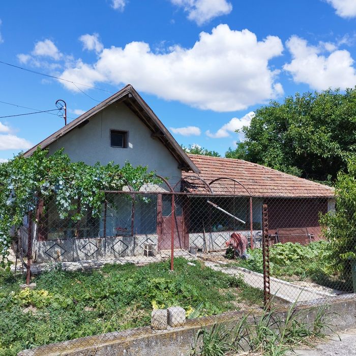 Продава се Къща в Велико Търново, Зона Б - 80 кв.м за 510 €/кв.м - Снимка #1