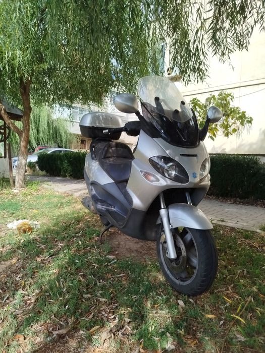 Scuter Piaggio X9 250 cmc