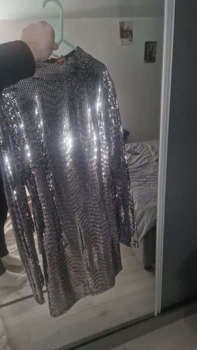 Rochie paiete atmosfere