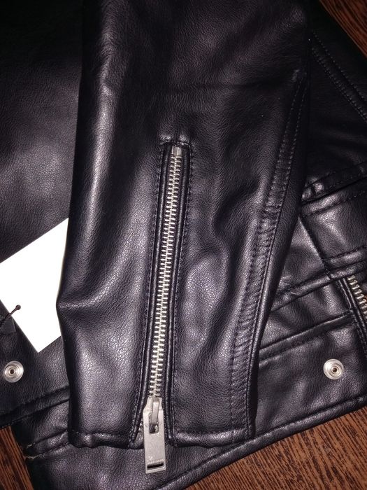 Geaca de piele neagra Zara S pentru barbati