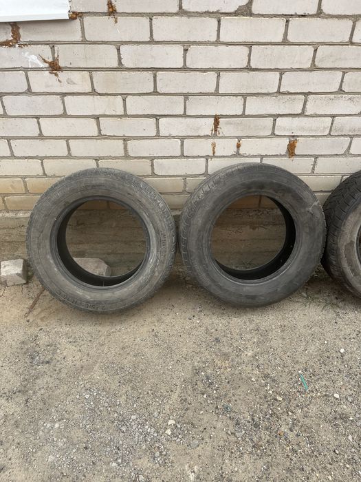 Продам шины r16.