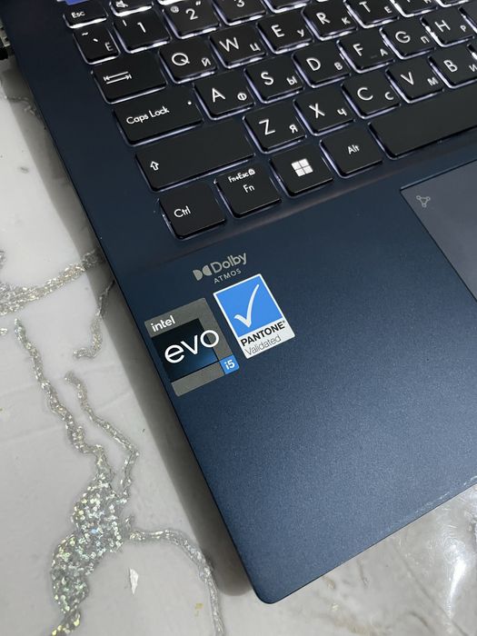 Asus Zenbook 14 OLED