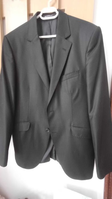 Costum bărbați negru,Slim ,mărimea L purtat o singură data