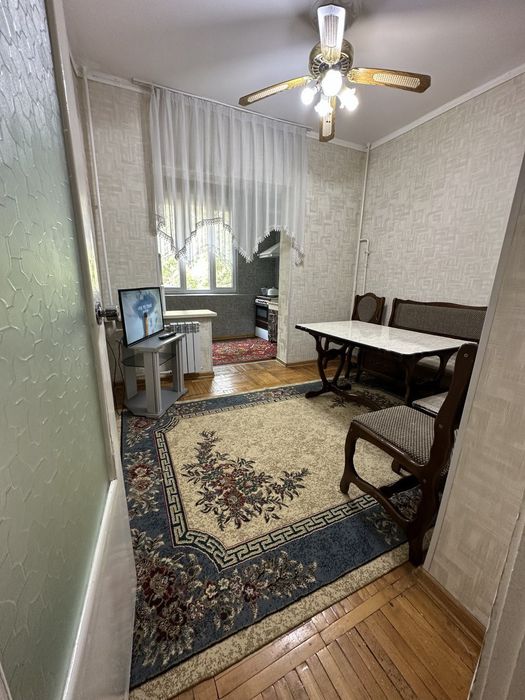 Квартира студентларга