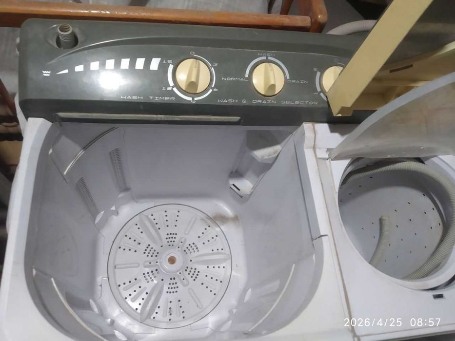 Полуавтомот кир ювиш мошинаси