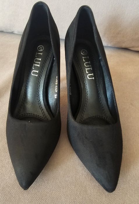 Черни елегантни обувки на ток, 38 номер