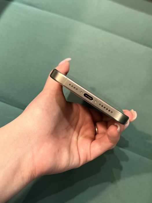 Продам айфон 15 про макс