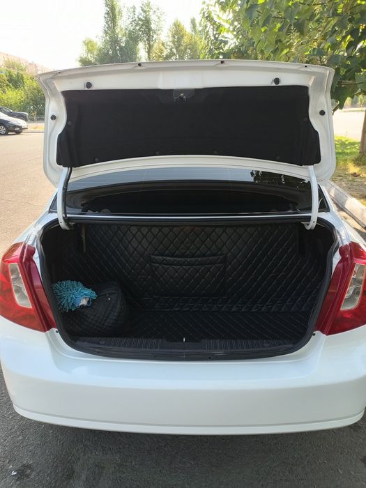 Jentra 2019 mashinaga qarab minilgan