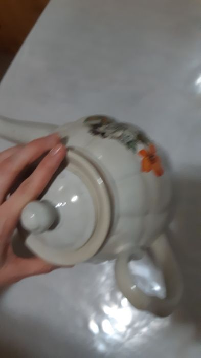 Чайник большой качественный фарфор