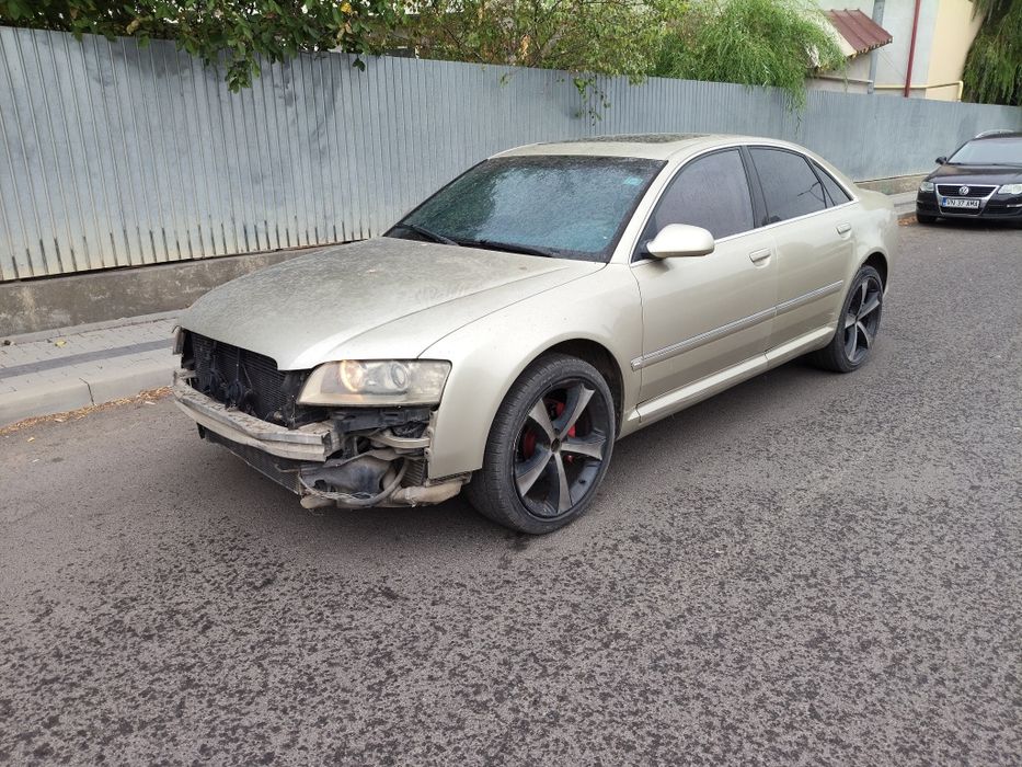 DEZMEMBREZ Audi A8 3.0 Diesel.Pachet W12