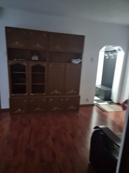 Apartamente 2 camere de închiriat.