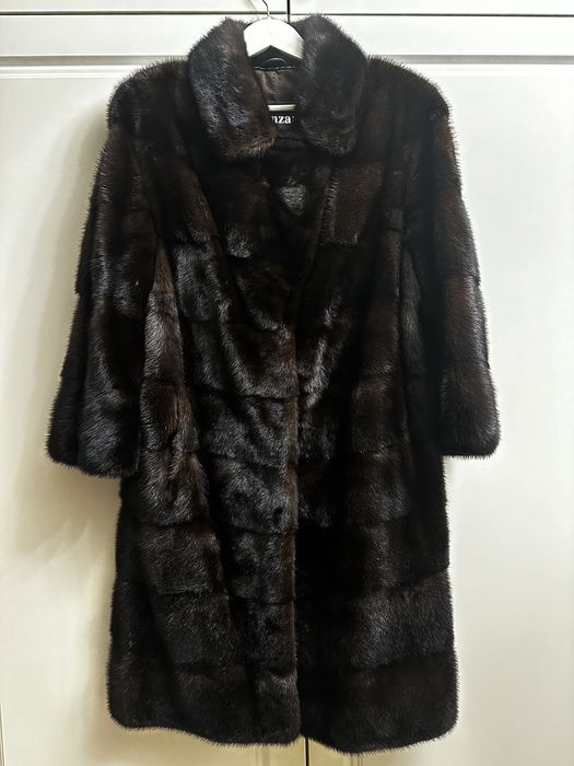Продам норковую шубу Manzari