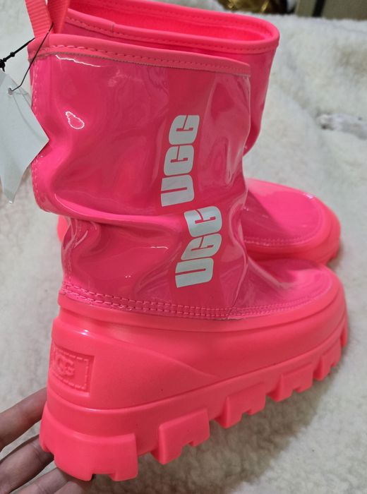 UGG Уникални дамски апрески нови без кутия електриково розово 38 номер