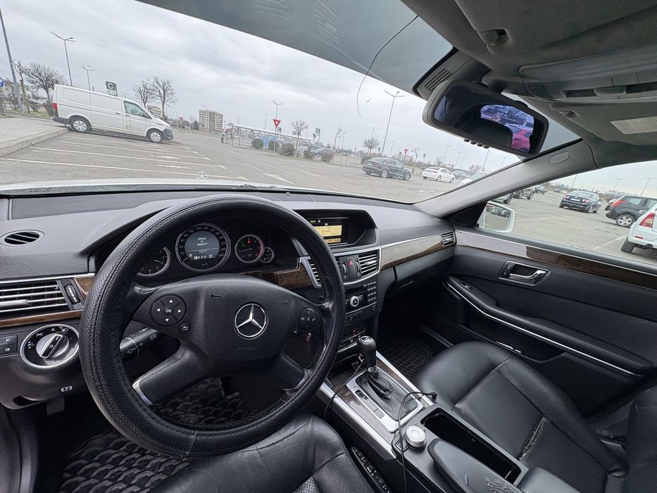 MERCEDES-BENZ E-Class 2011 — imagine 5