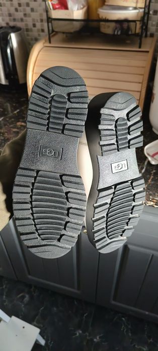 Ghete Chelsea UGG piele alb 37 originale