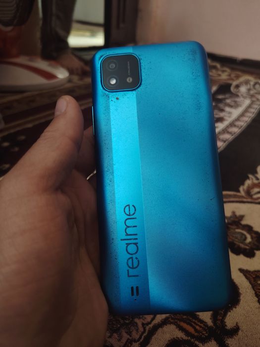 Realme c 11 holati biroz ogirroq lkn qotmasdan ish leydi remont kerak.