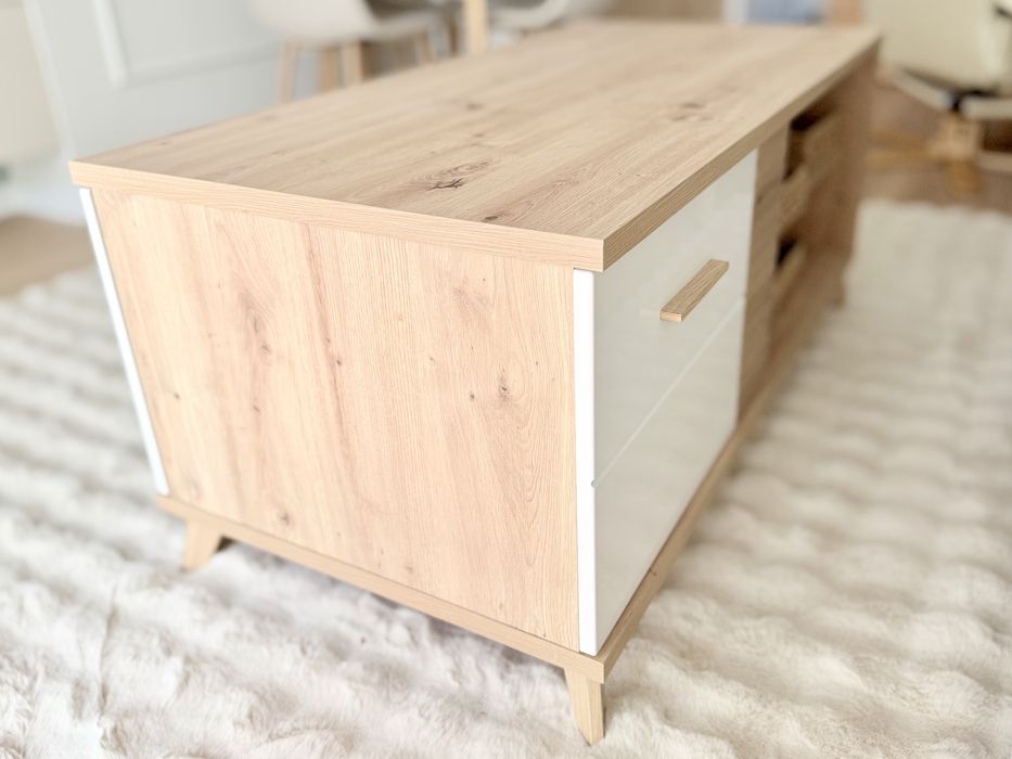 Стилна холна маса с чекмедже и рафт – чисто нова (Moemax)