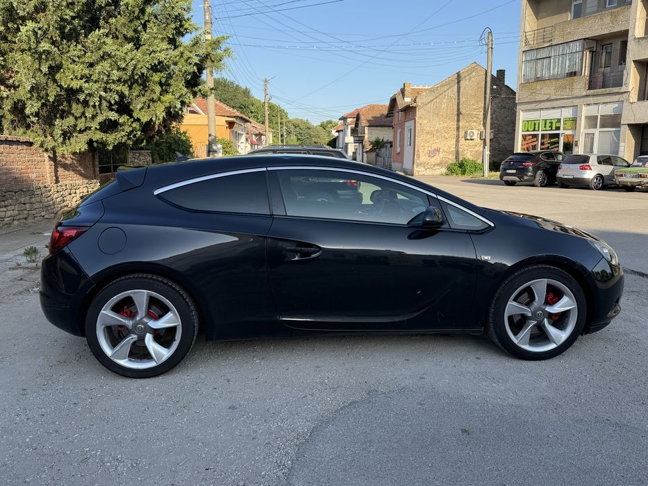 Opel Astra - GTC