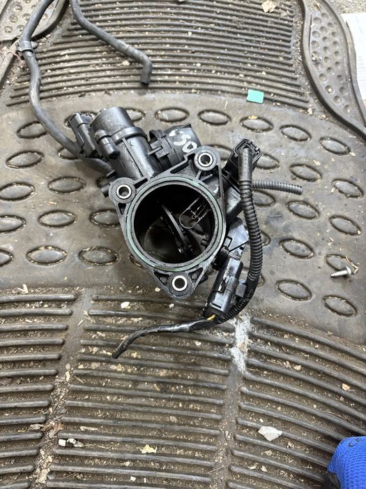 Volvo v50 2.0hdi 136кс Дросел Клапа