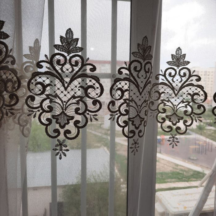 Продам шторы с тюлью бу