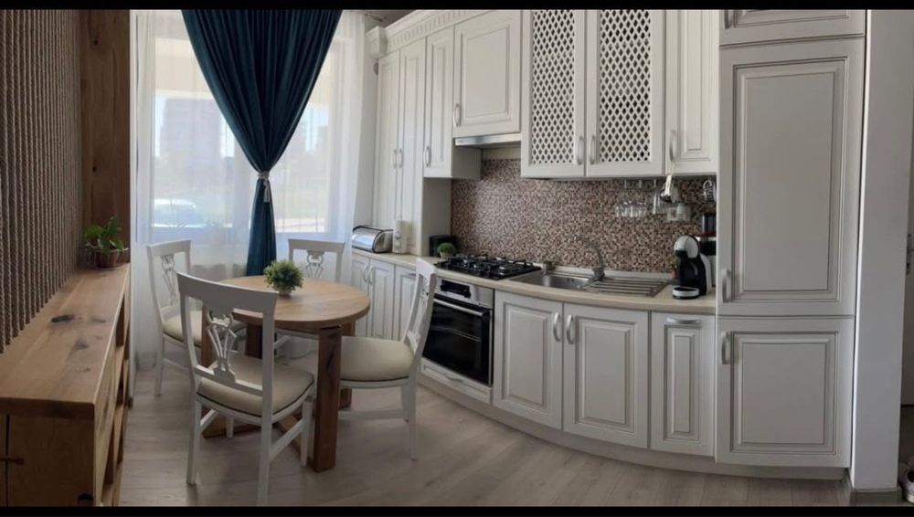 STUDIO DE INCHIRIAT-Mamaia Nord pe termen lung