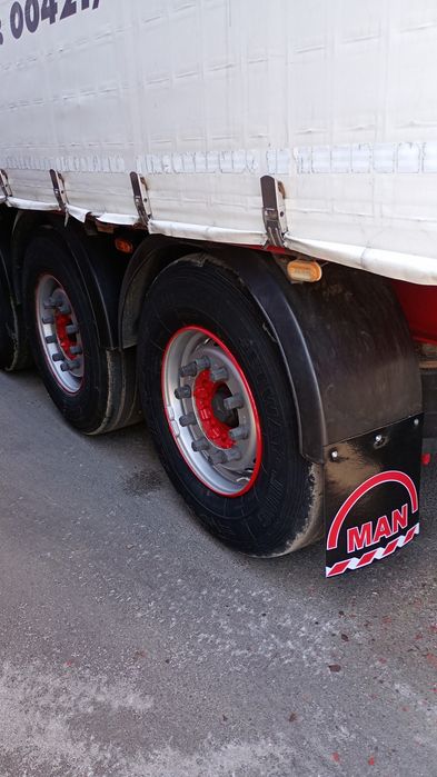 De vânzare ansamblu camion Man TGX18.440 și remorca Schwartmuler