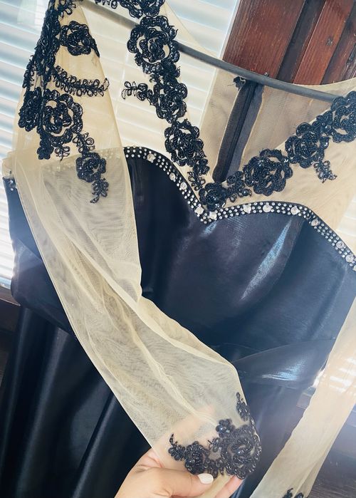 Официална  рокля