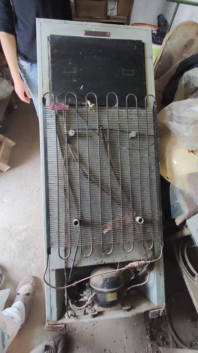 Срочно продаётся холодильник сино