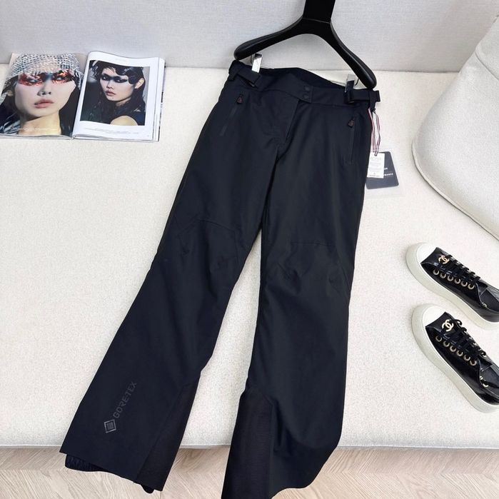 Горнолыжный костюм Monclear