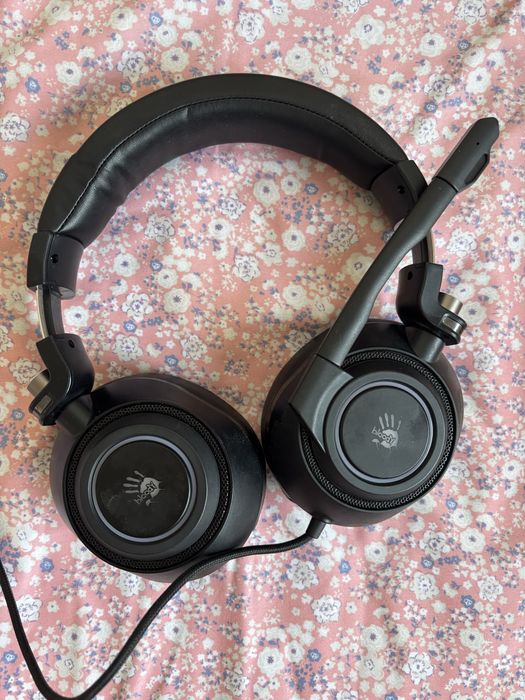 Продам наушники проводные