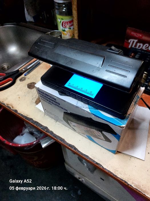 Уред запроверка на банкноти