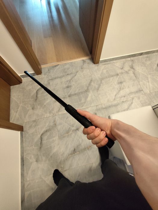 Телескопична палка за самоотбрана