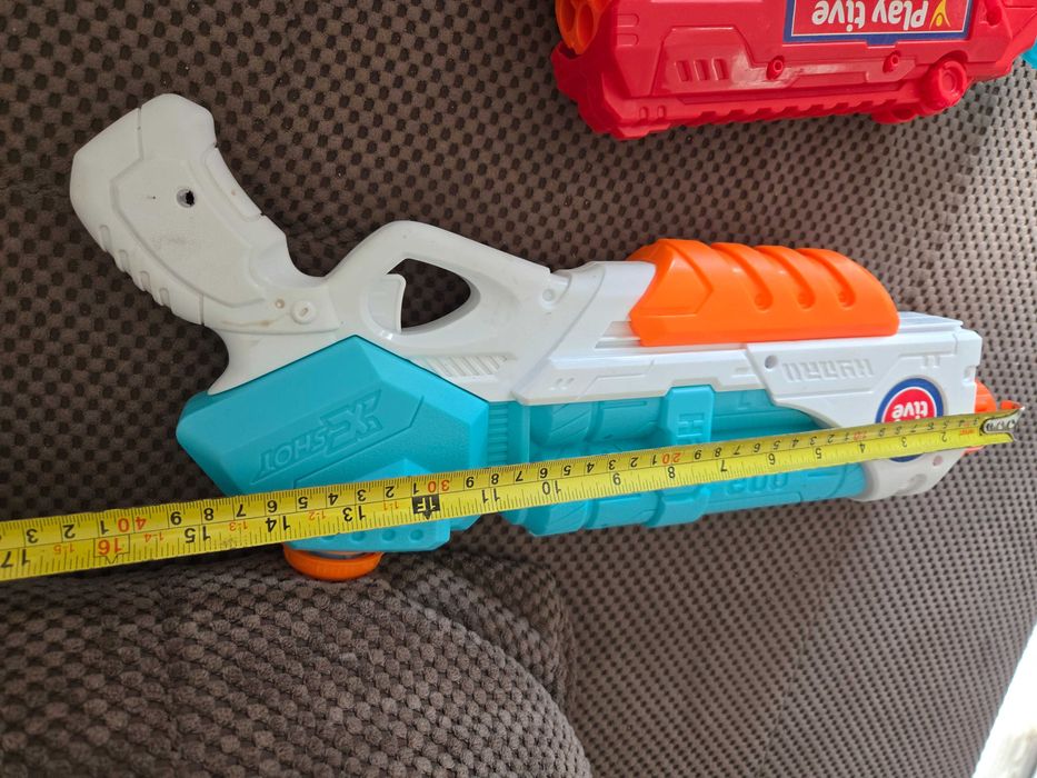 Водна пушка, Нърф , каска ,  всичко за 10 лв