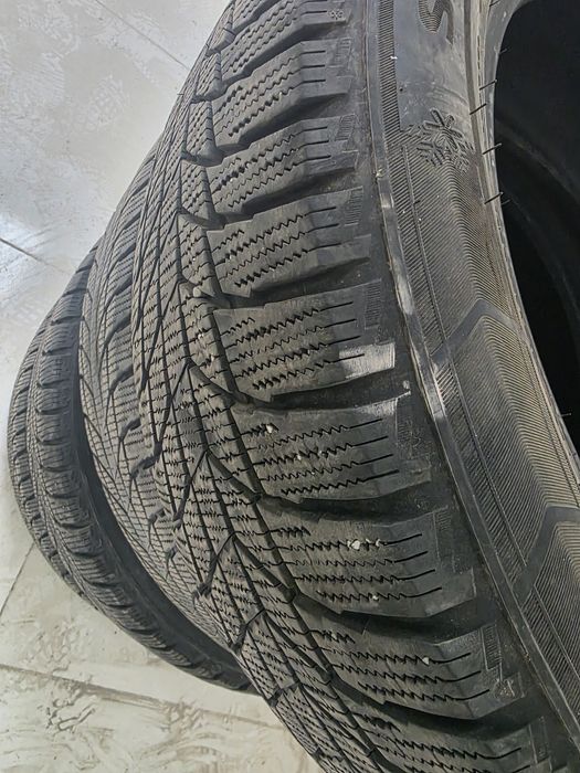 Продам колеса зимние липучка