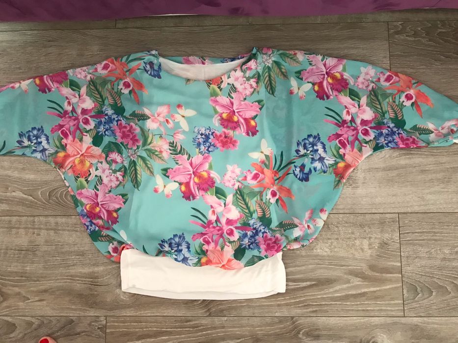 Bluza de voal cu flori nr.S