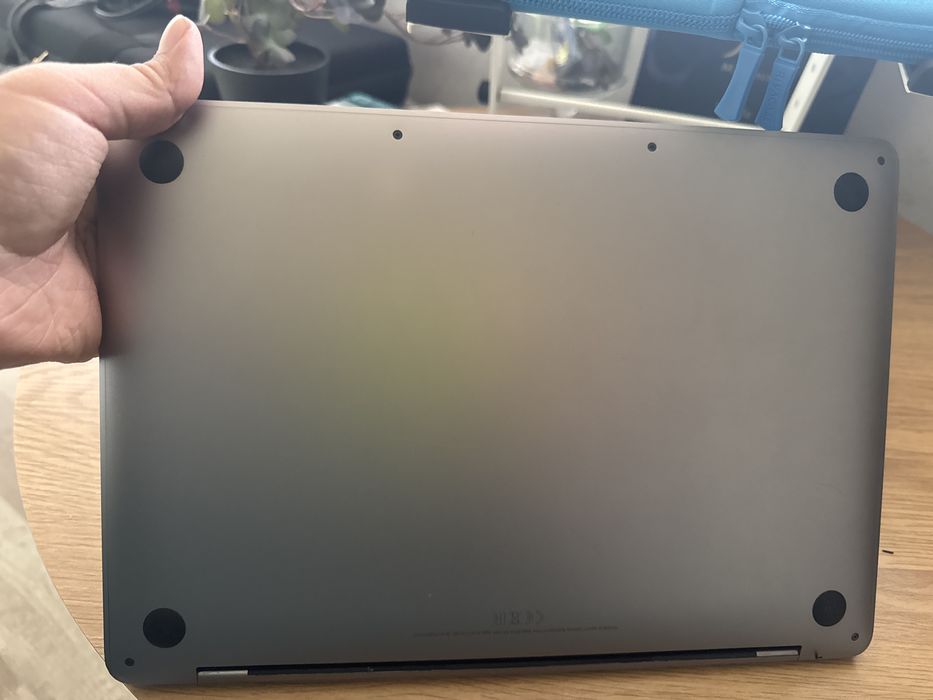 MacBook13pro2019г