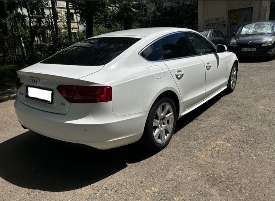 Audi A5 Sportback / 2.0 Diesel [140 CP] Eur
