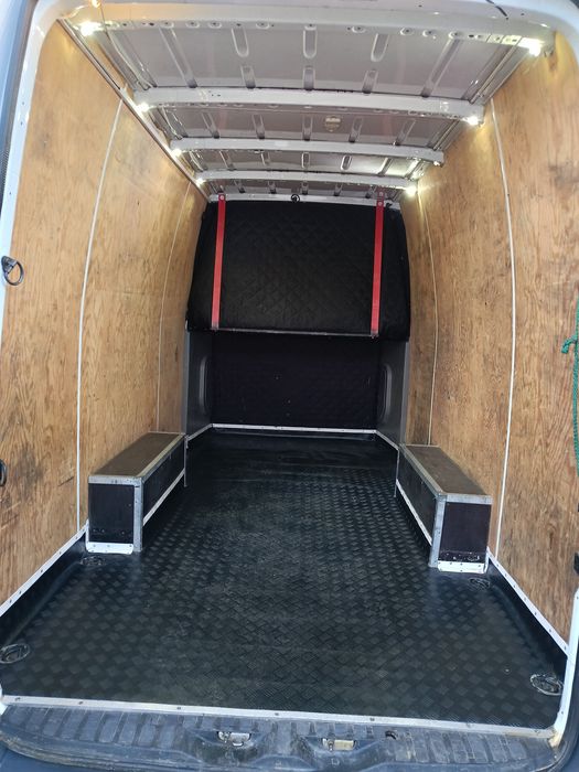 Mercedes Sprinter 319, 6+1 autoutilitara