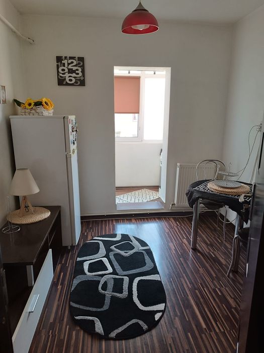 Se eliberează apartmanet 45mp 2 camere