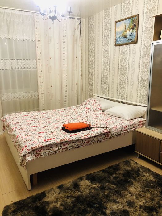 1 комн. посуточно Респулики Сейфуллина