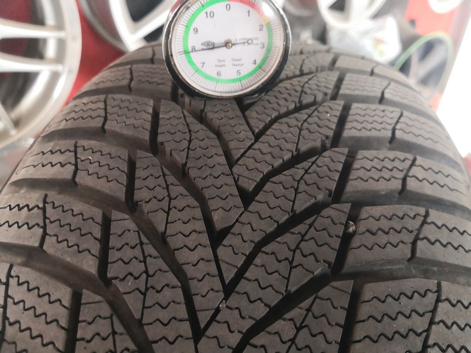 215 55 17 цола гуми като нови nexen dot 23 брой 4