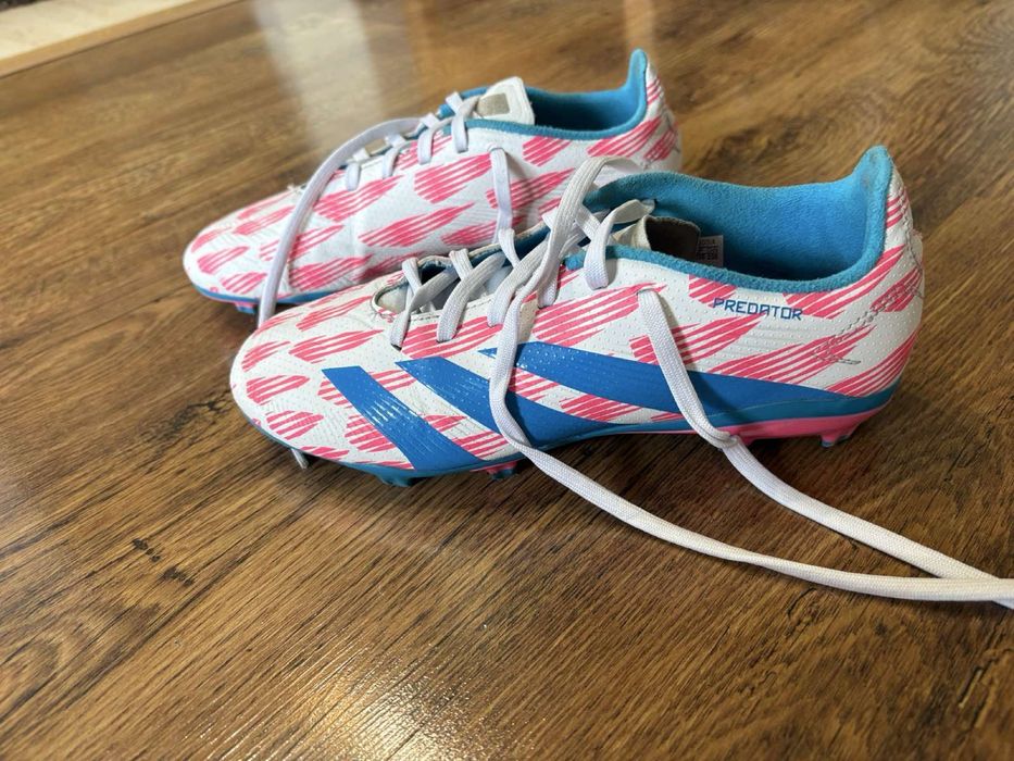 Футболни обувки Adidas за момче 37 и 1/2