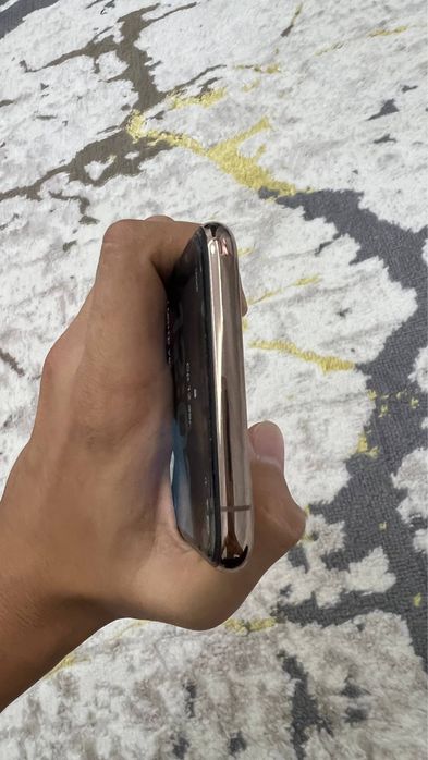 Iphone 11 pro max gold ideal